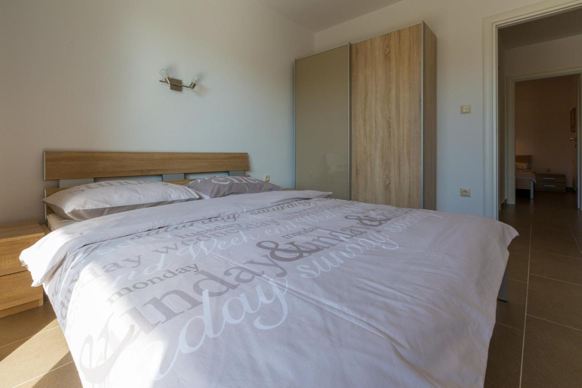 Domino Apartman Dramalj Szoba fotó