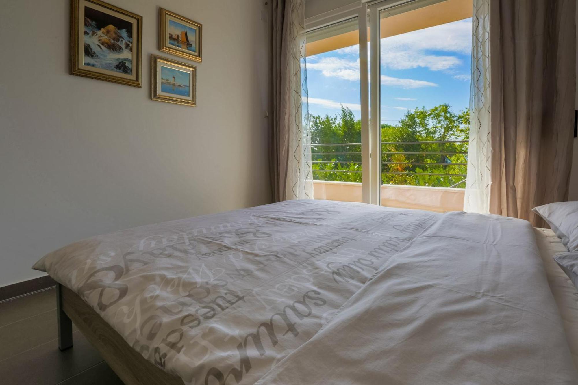 Domino Apartman Dramalj Szoba fotó