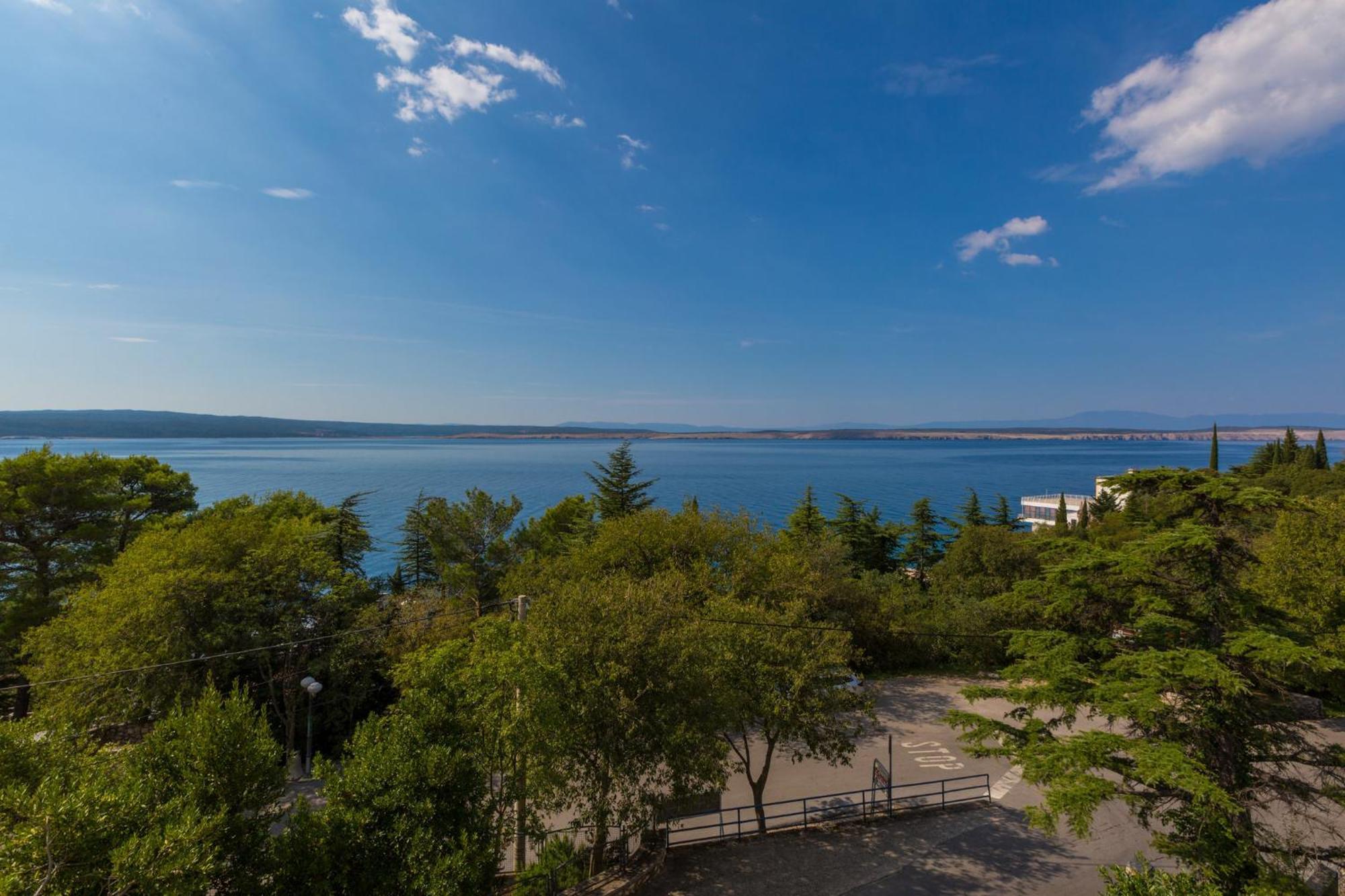 Domino Apartman Dramalj Szoba fotó